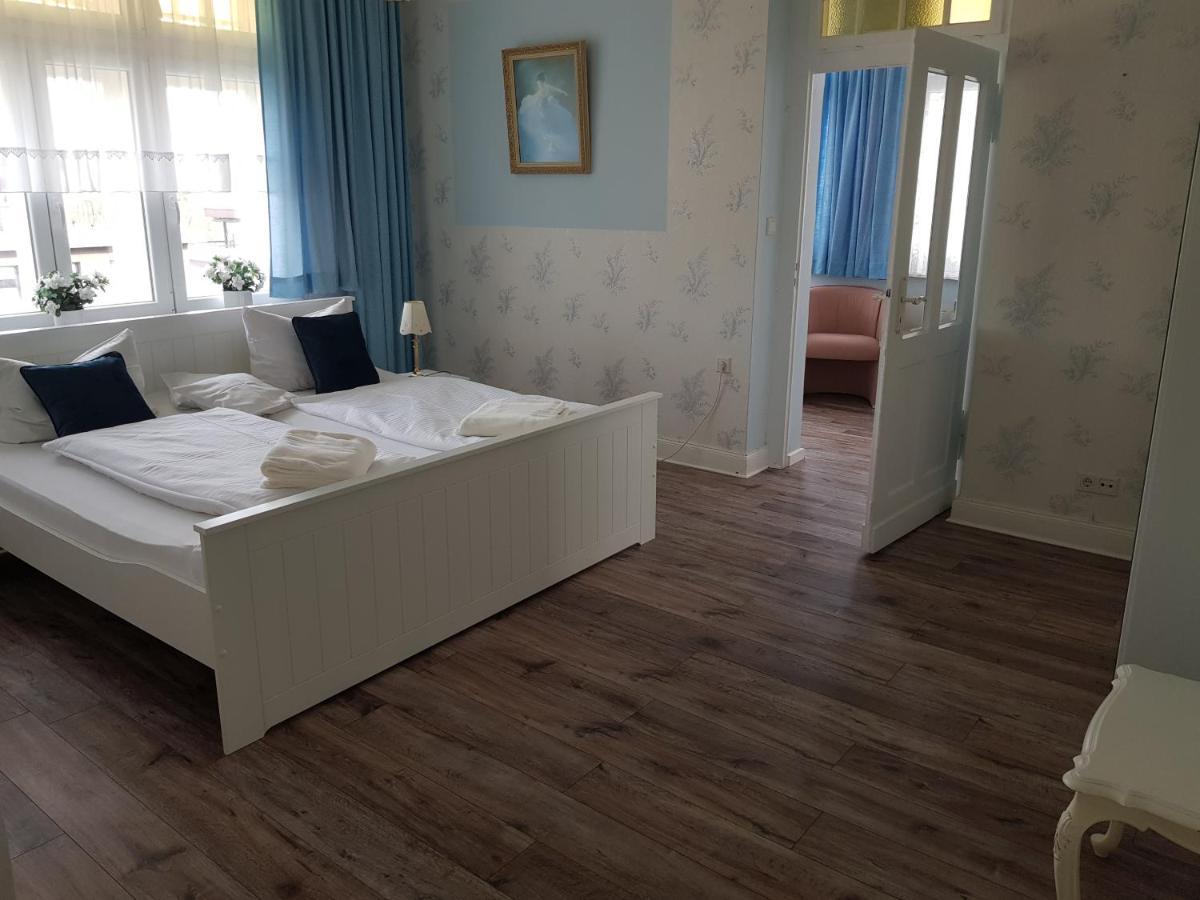 Villa Zur Schoenen Aussicht Bad Salzuflen Bagian luar foto