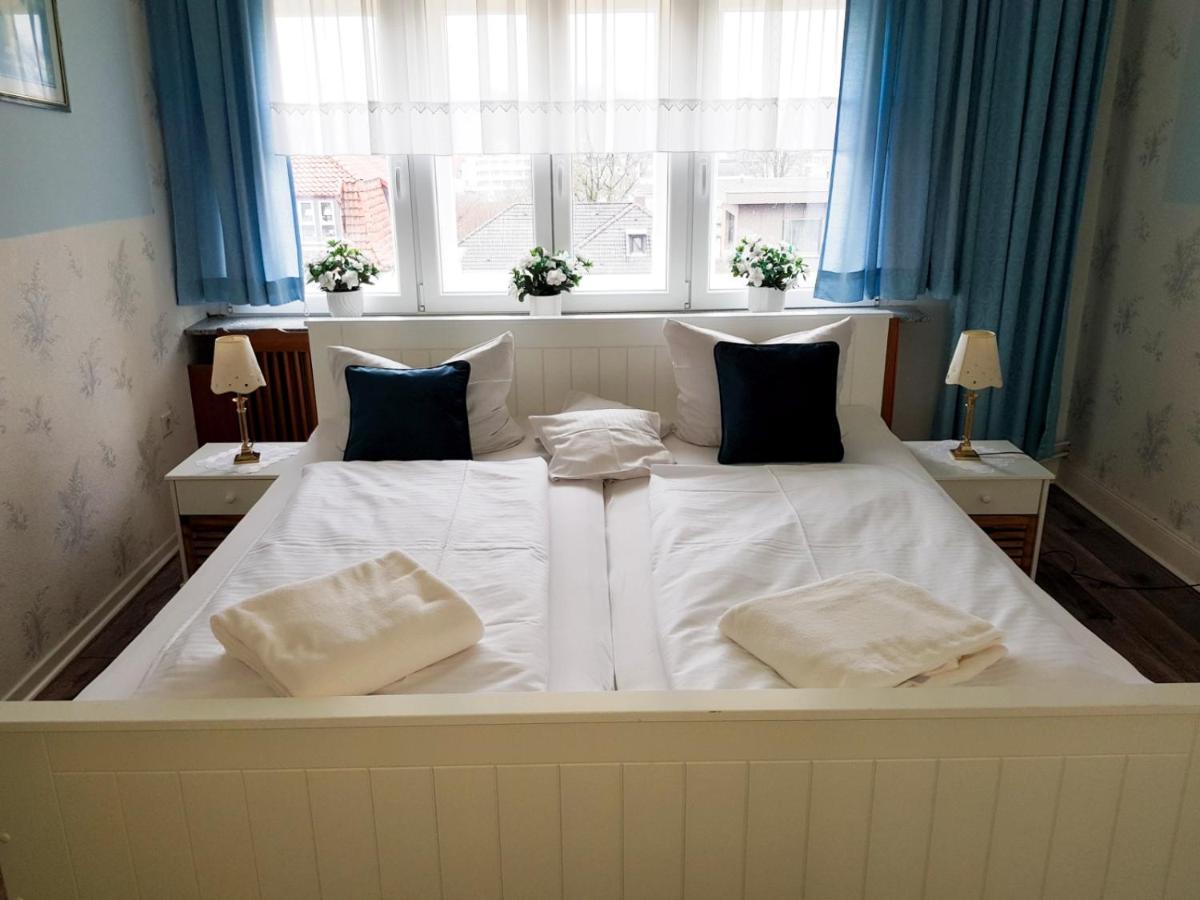 Villa Zur Schoenen Aussicht Bad Salzuflen Bagian luar foto